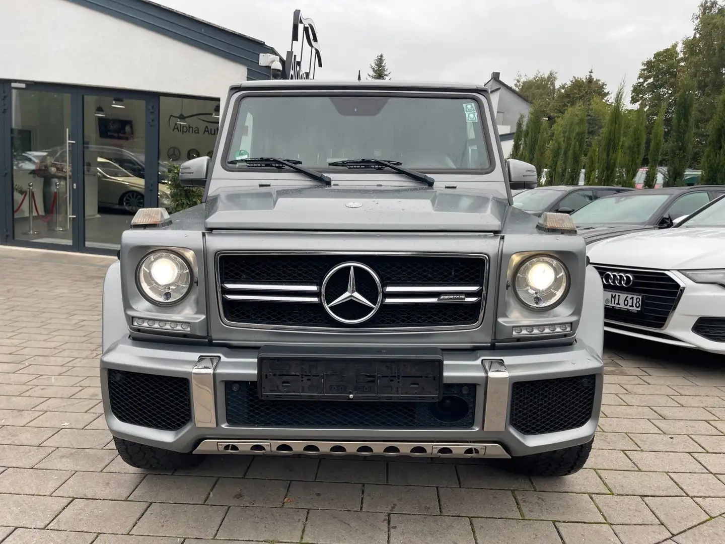 Mercedes-Benz G 63 AMG Mercedes-AMG G 63 Grau - 2