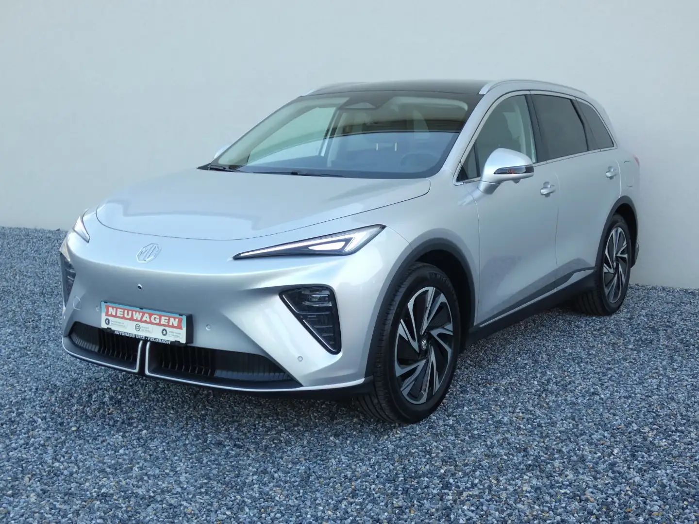 MG MGS6 EV Luxury 2WD +360°+HUD+LED+20Zoll+LRH Silber - 2