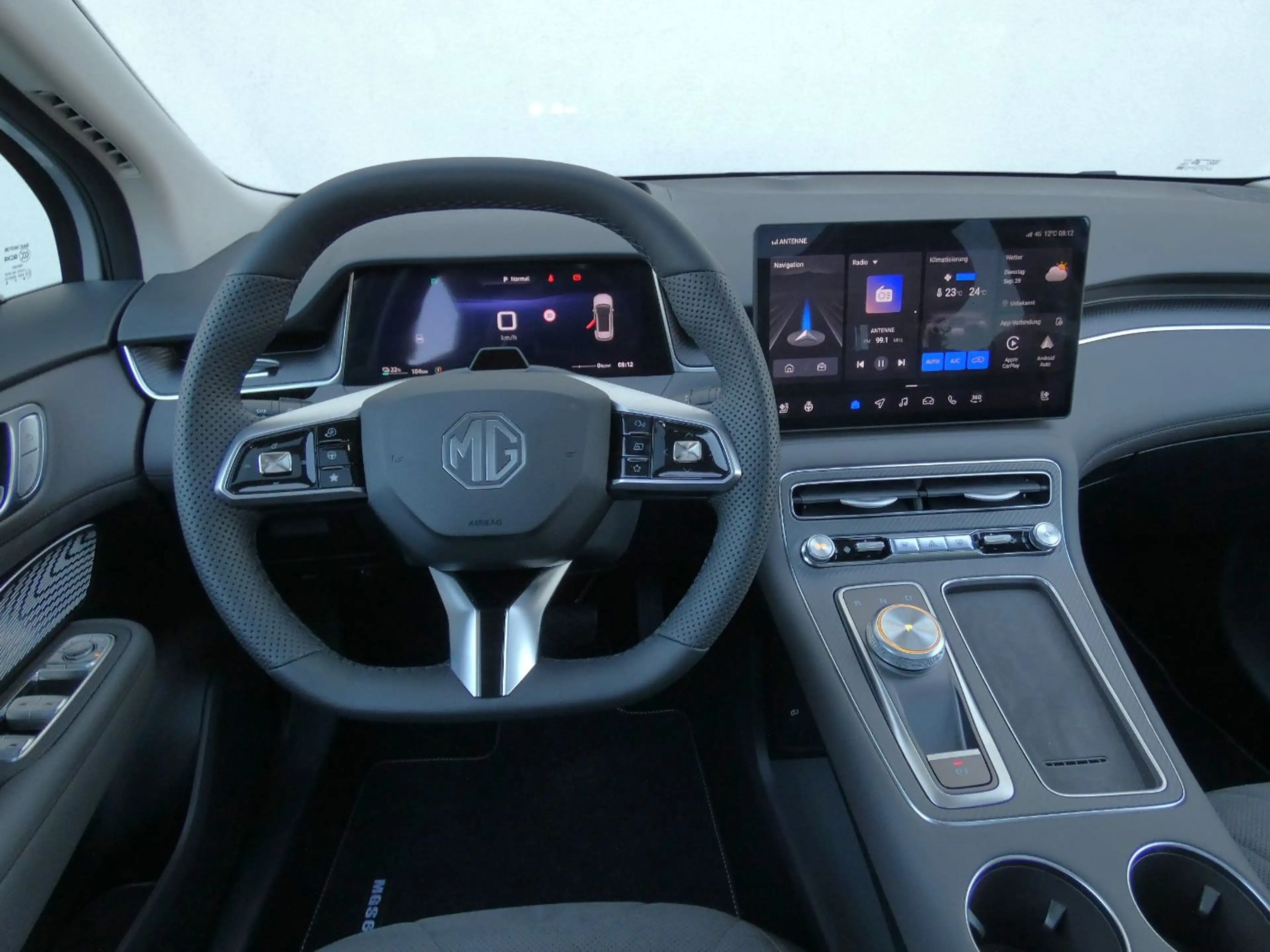 MG MGS6 EV Luxury 2WD +360°+HUD+LED+20Zoll+LRH — photo 14