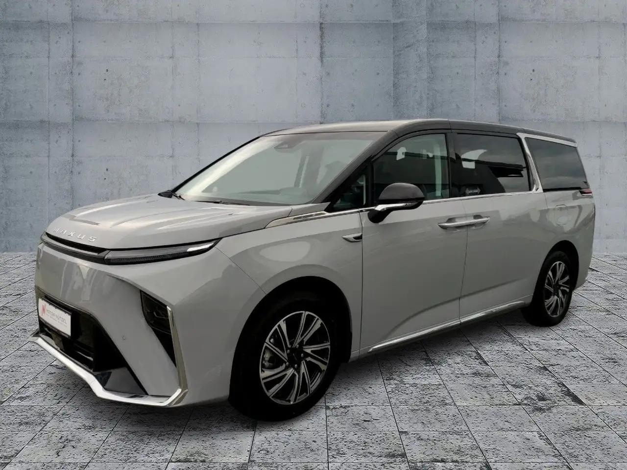 Maxus Mifa 9