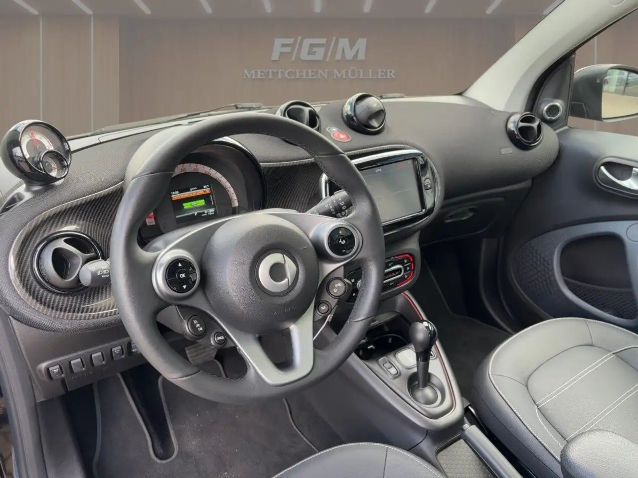smart forTwo 2023 — фото 10