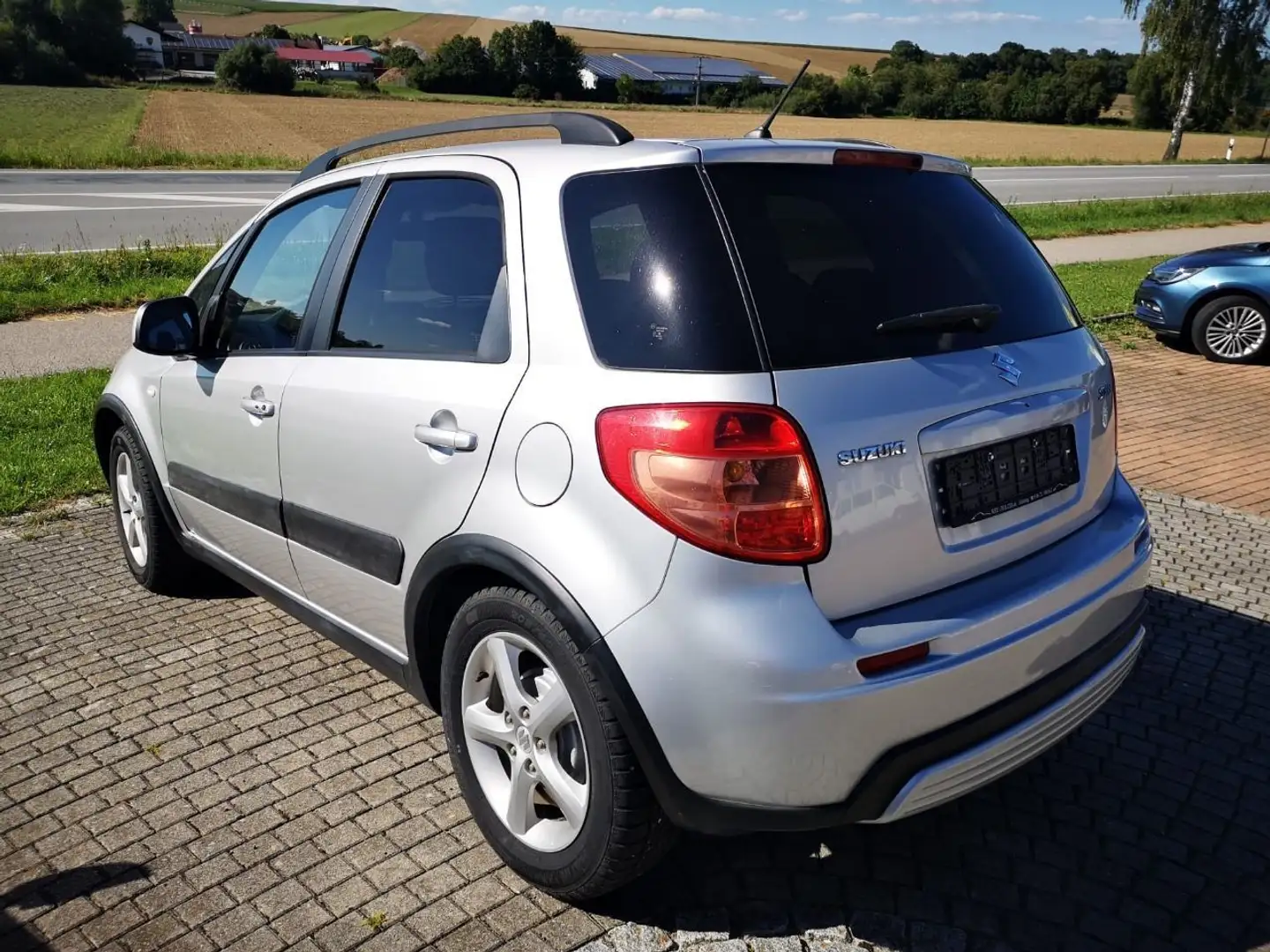 Suzuki SX4 Streetline Club Silber - 2