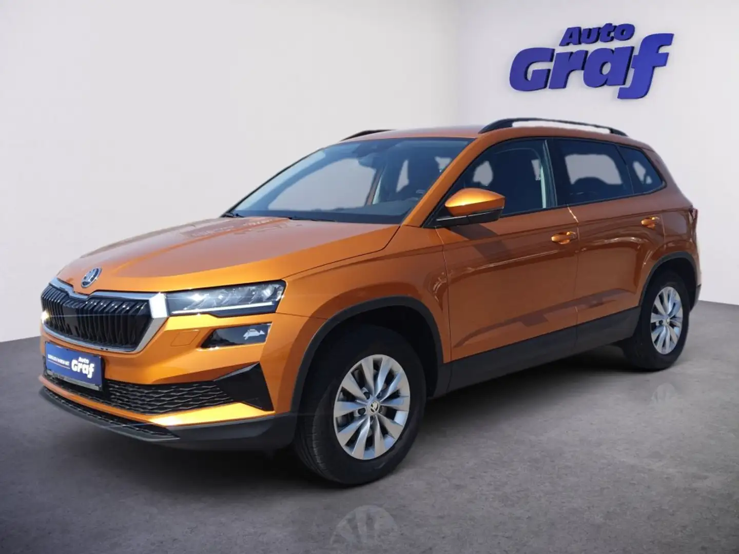 Skoda Karoq 1,5 TSI ACT DSG Selection Orange - 1