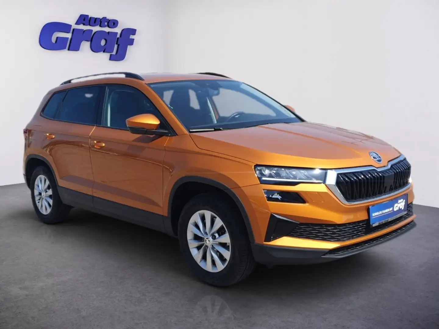 Skoda Karoq 1,5 TSI ACT DSG Selection Oranje - 2