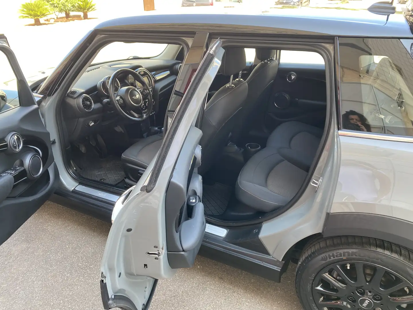 MINI Cooper D 1.5 Business 5p - 2