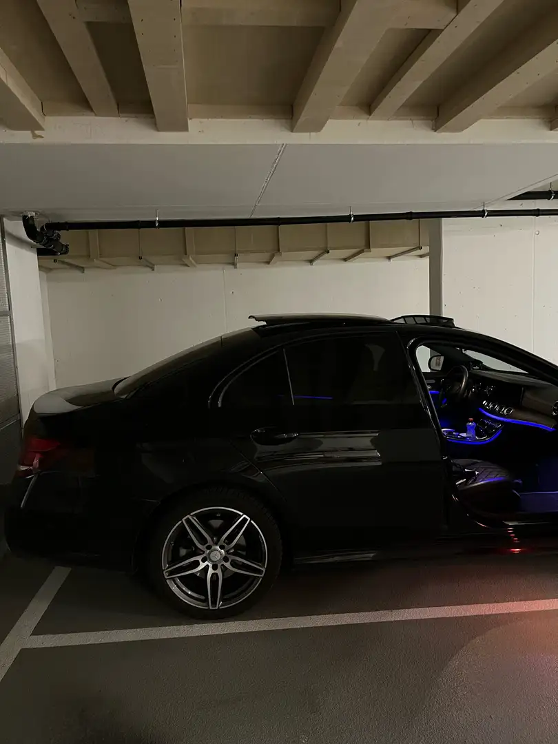 Mercedes-Benz E 350 Avantgarde Burmester Designo Nappa Panoramadach Schwarz - 1