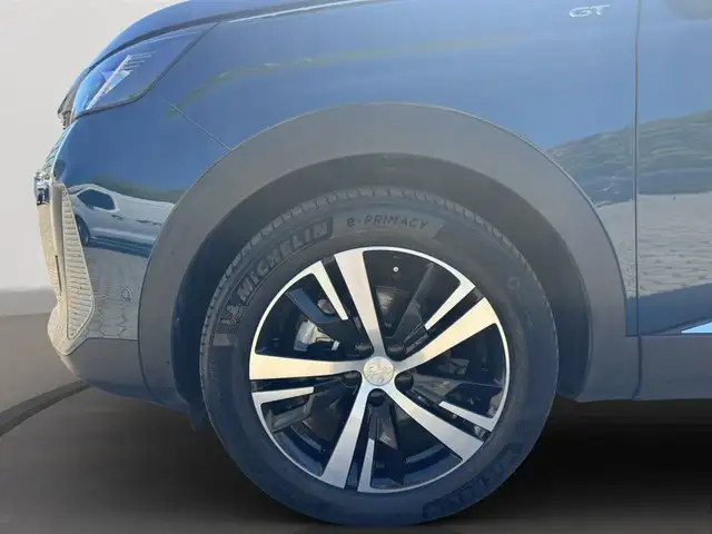 Peugeot 3008 view 7