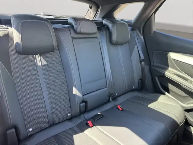 Peugeot 3008 view 15