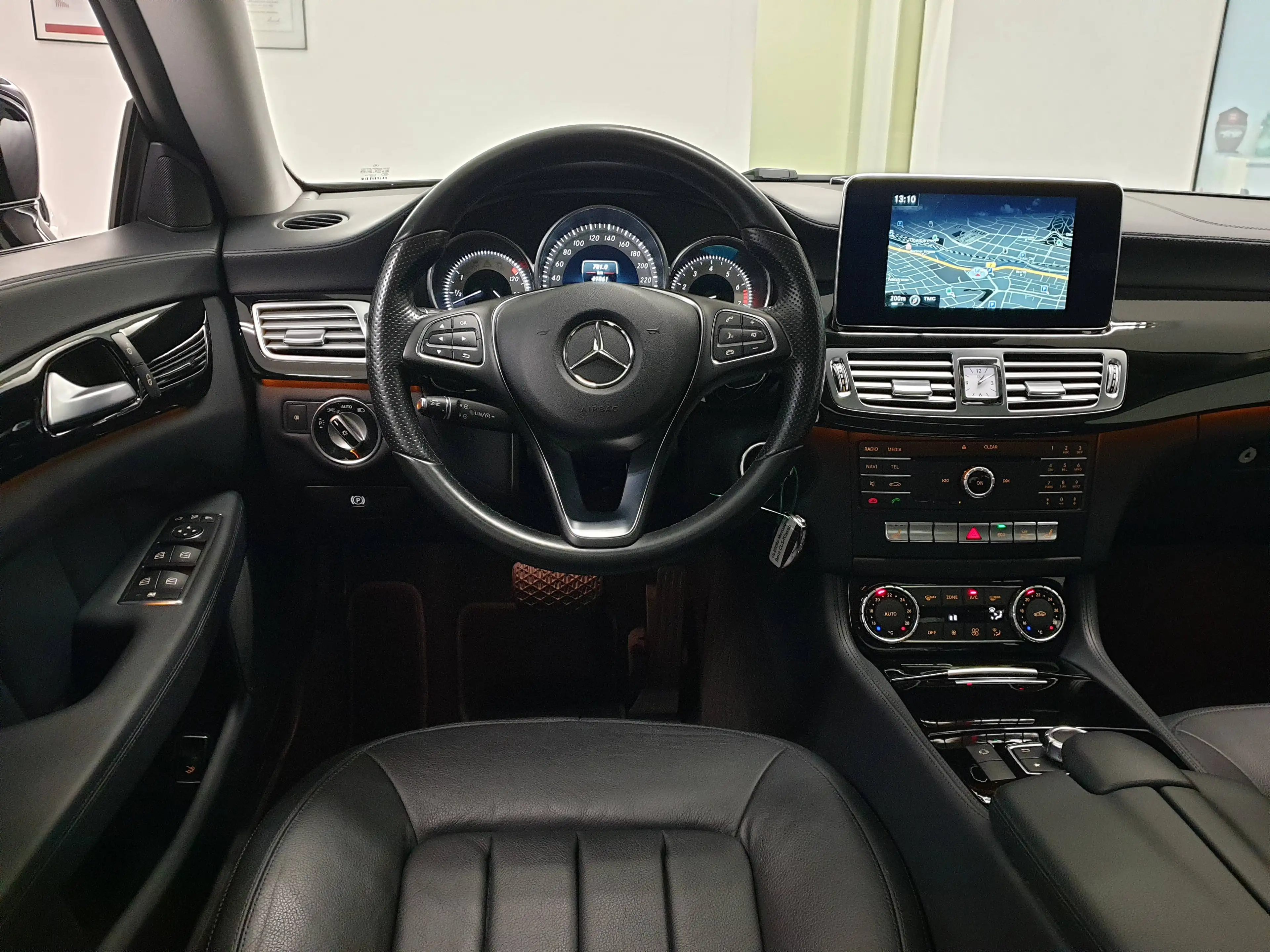 Mercedes-Benz CLS 400 CLS 400 7G 2.HAND LEDER DTR+ 360 KAM MULTIBEAM — photo 7