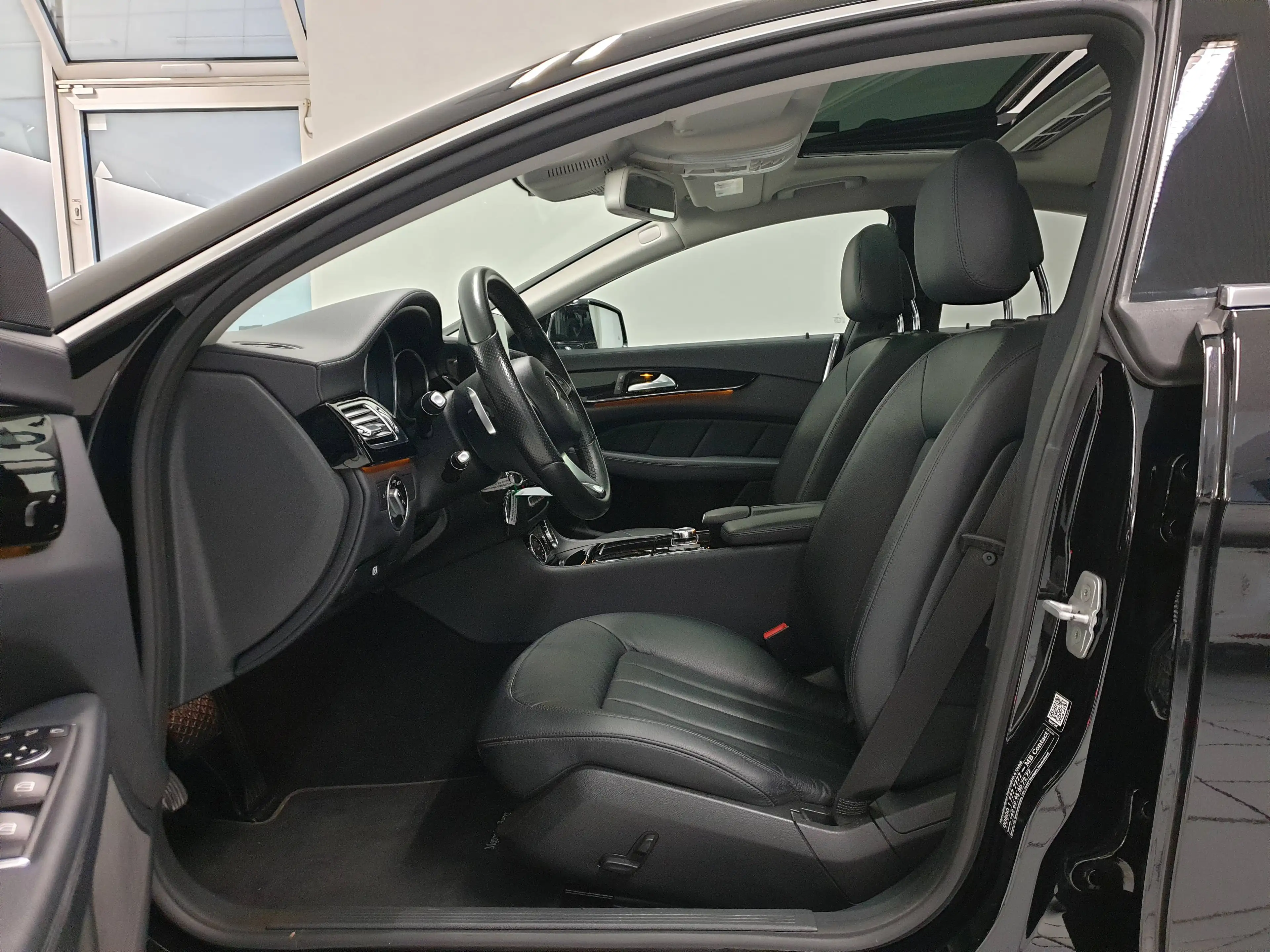 Mercedes-Benz CLS 400 CLS 400 7G 2.HAND LEDER DTR+ 360 KAM MULTIBEAM — photo 9