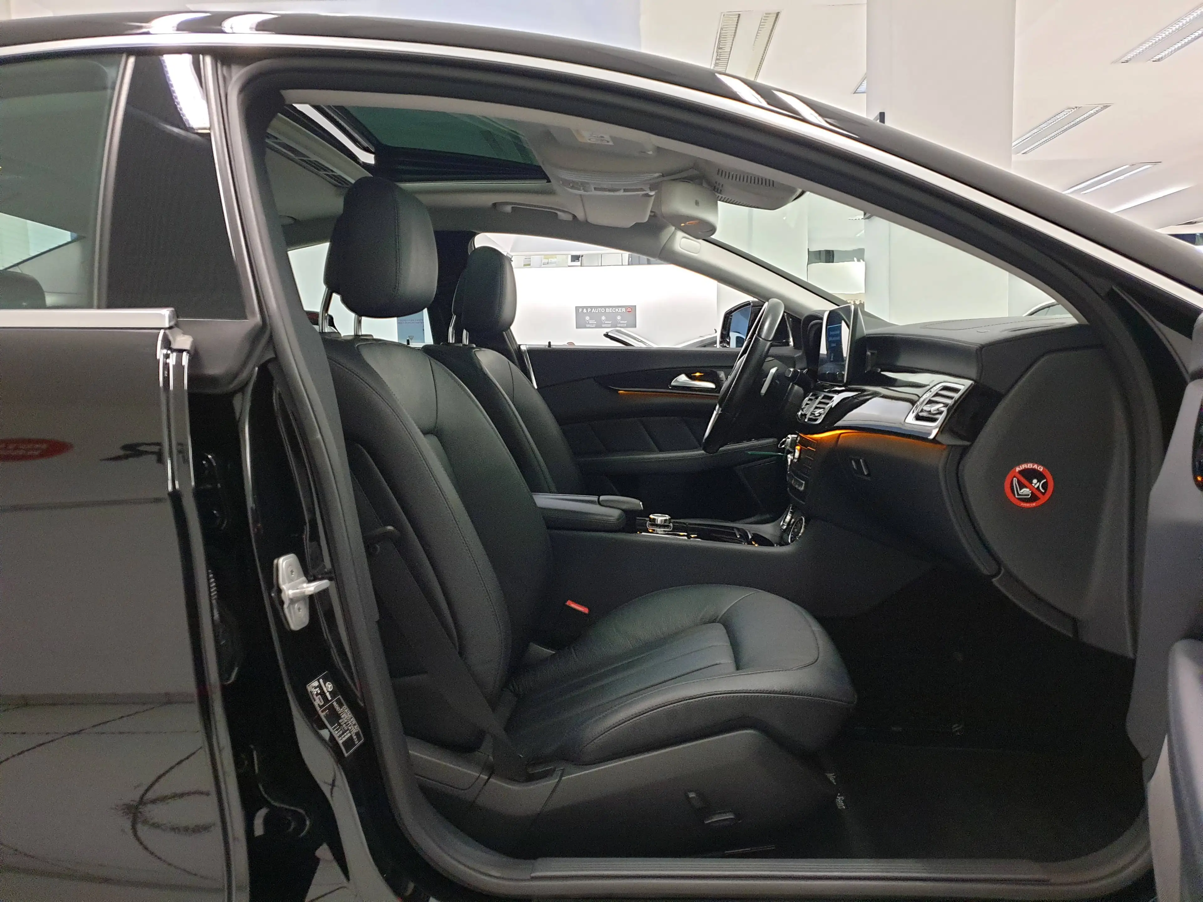 Mercedes-Benz CLS 400 CLS 400 7G 2.HAND LEDER DTR+ 360 KAM MULTIBEAM — photo 10