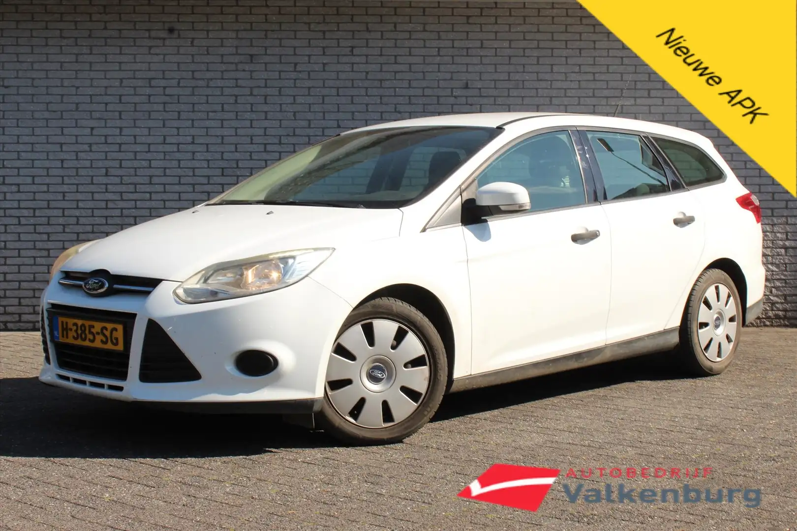 Ford Focus 1.0 EcoBoost 100pk Edition | Trekhaak Wit - 1