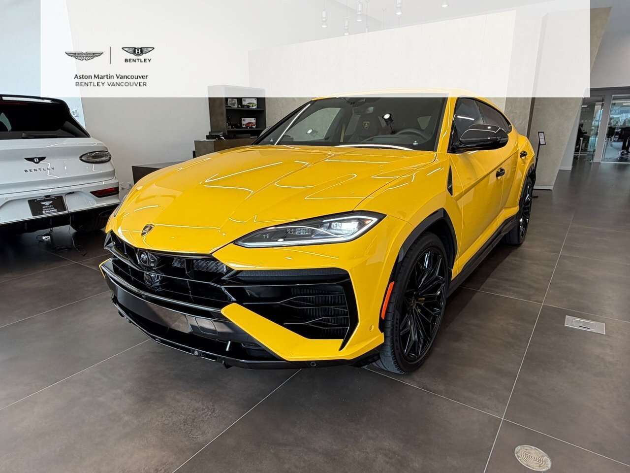 2026 Lamborghini Urus SE 789 HP 4.0L Twin Turbo V8 | PHEV| AWD