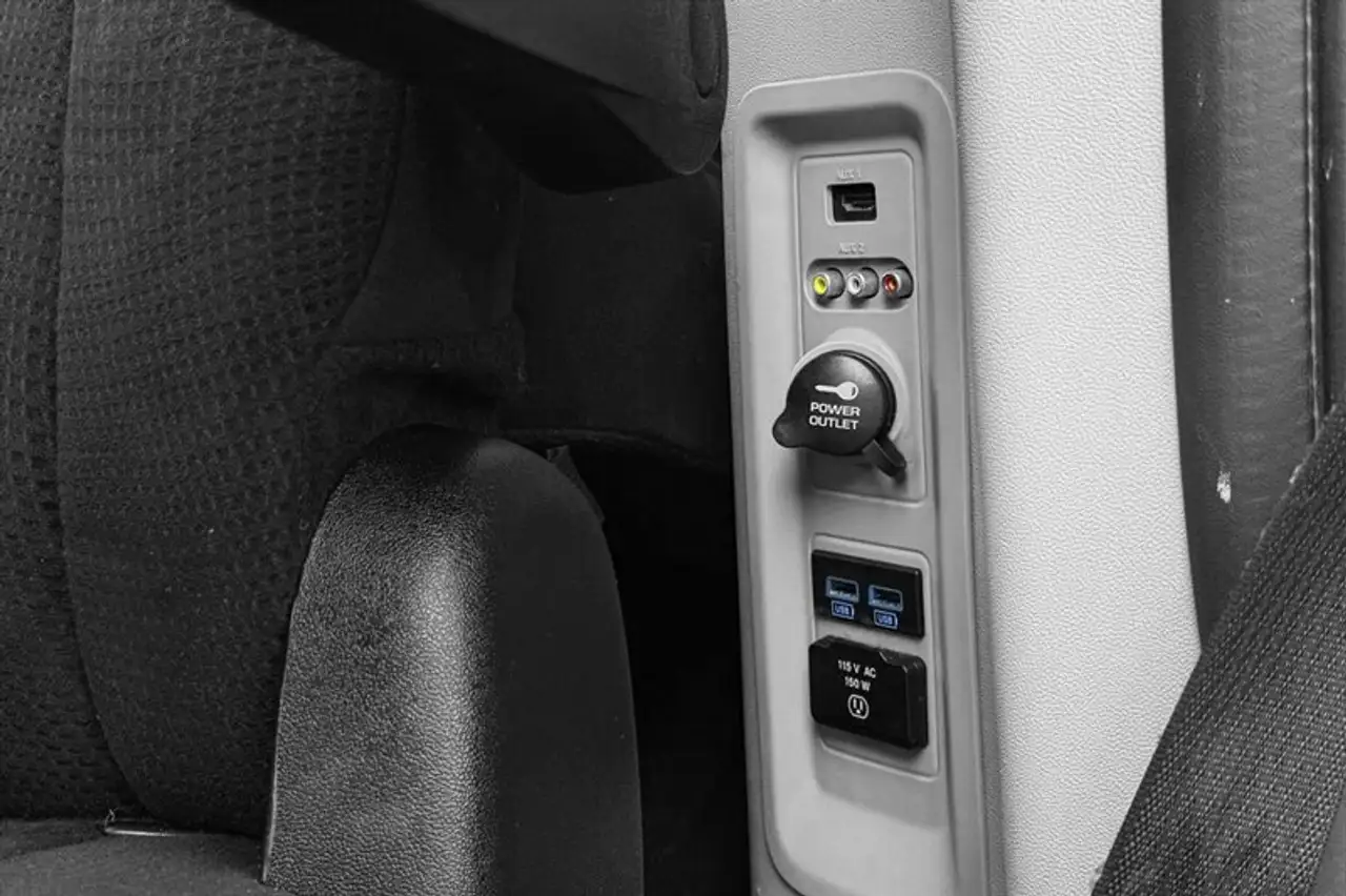 Dodge Grand Caravan снимка Dodge Grand Caravan