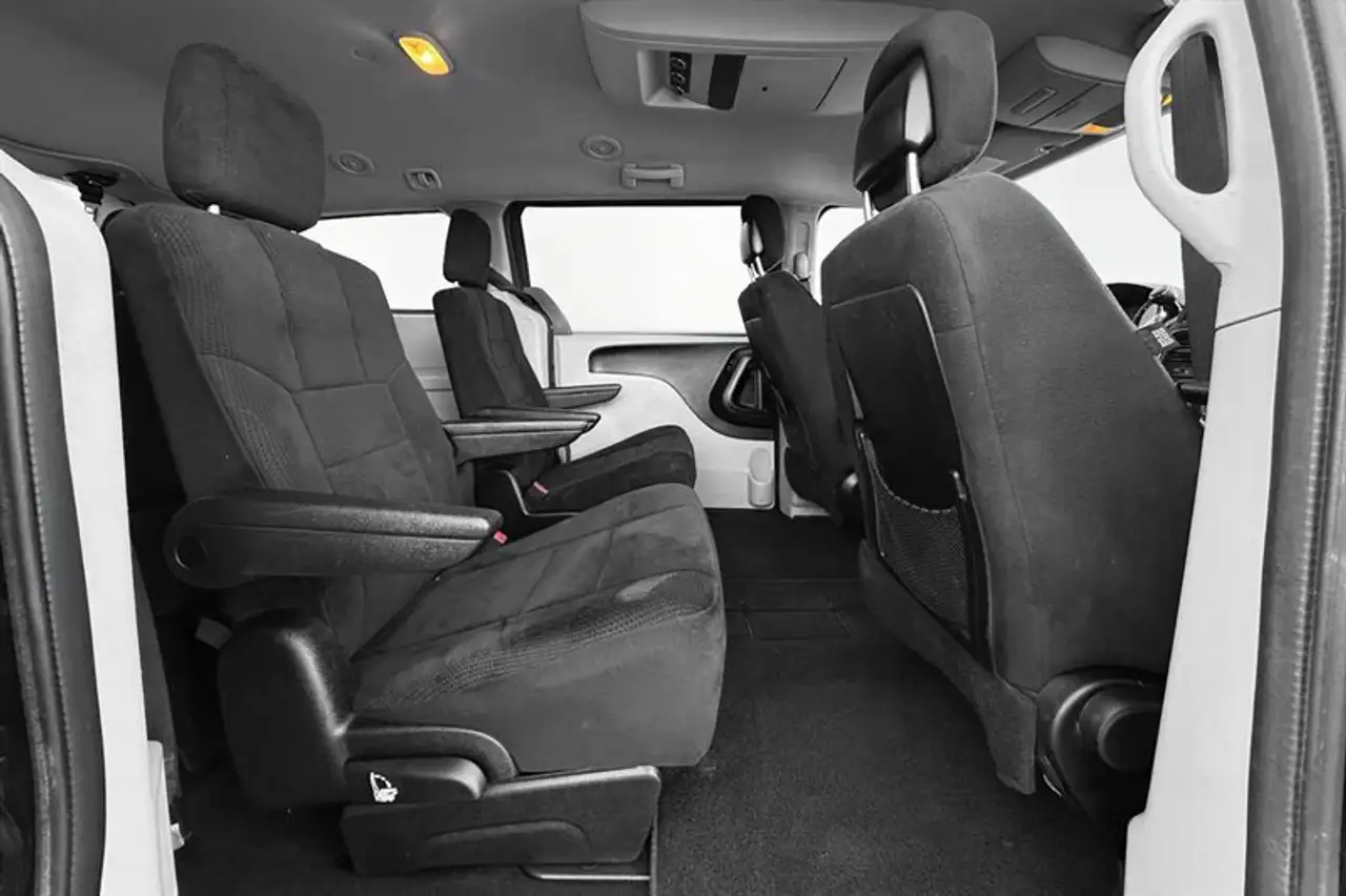 Dodge Grand Caravan снимка Dodge Grand Caravan