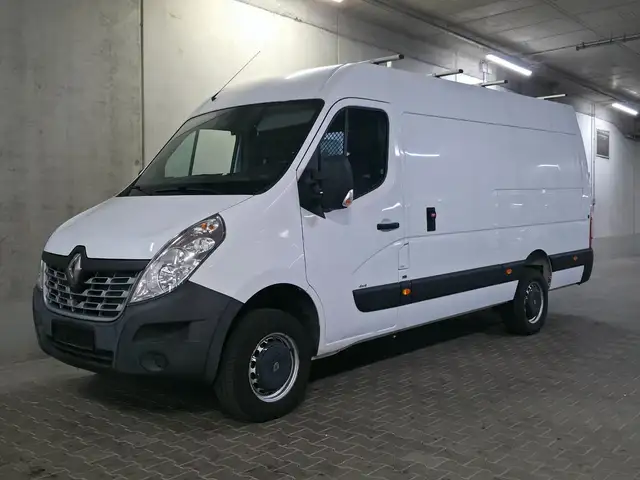 Renault Master L3H2 4x4 Oberaigner Untersetzung Regale