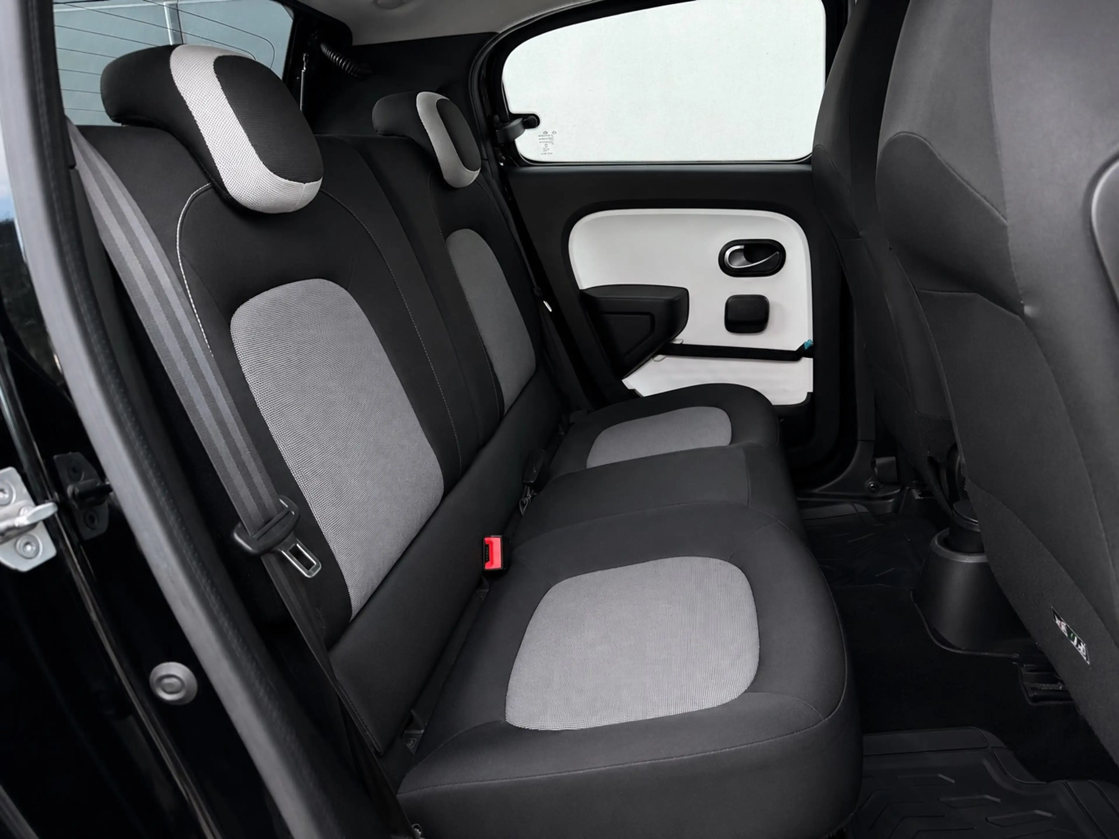 Renault Twingo Twingo 1.0 essence 2020 73 cv/ CLIM/BT/DA — photo 11