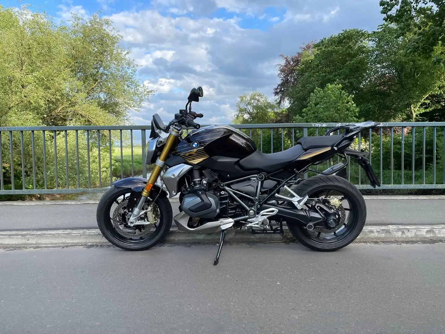 BMW R 1250 R Braun - 1