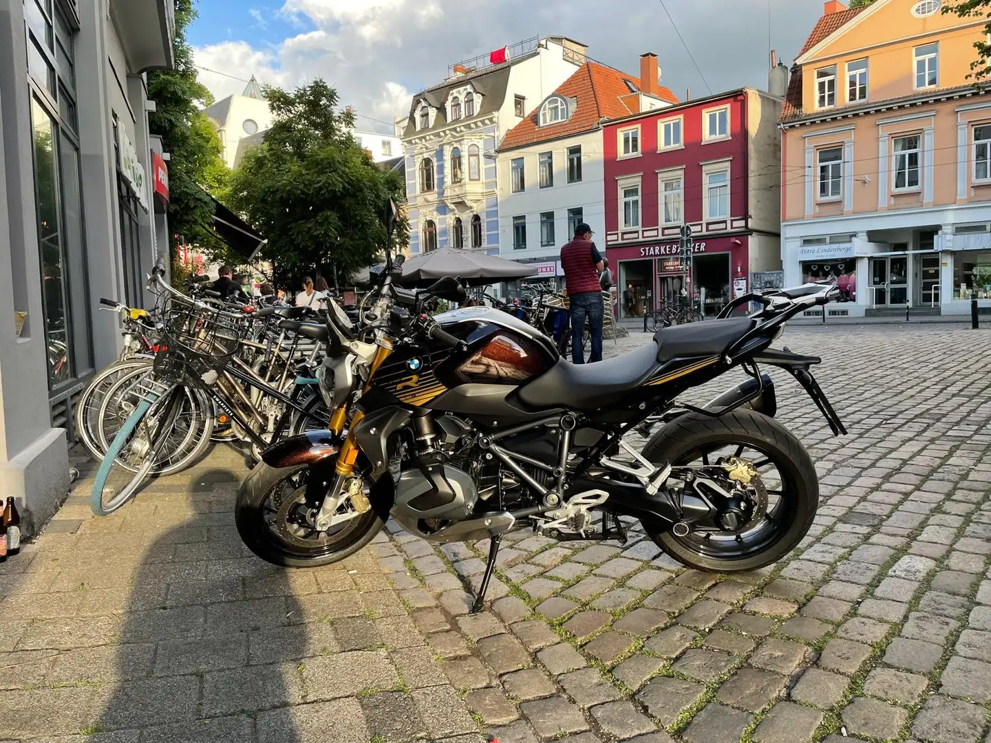 BMW R 1250 R Braun - 2