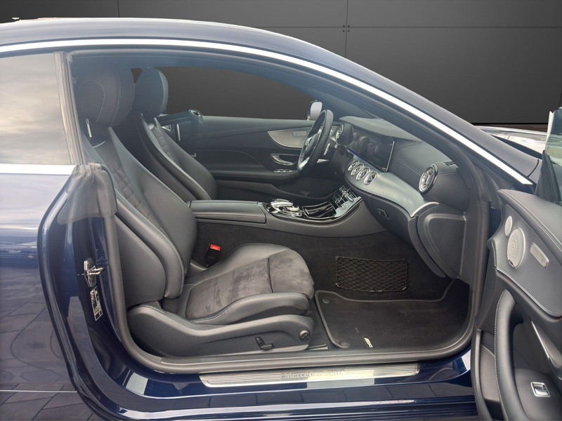 Mercedes-Benz E 200 Coupe AMG-LINE*DISTR+*360°KAM*BURMESTER* — photo 11