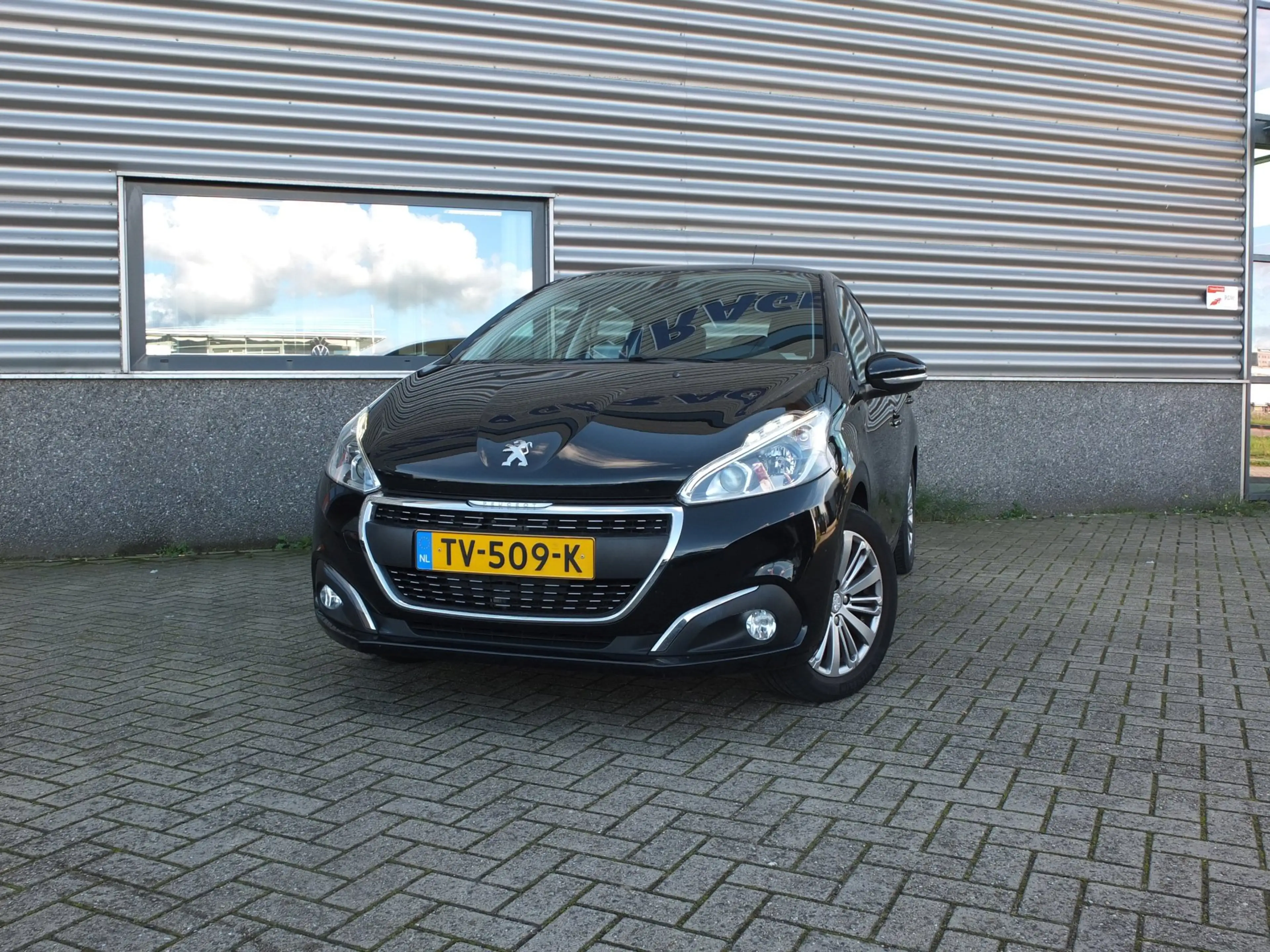Peugeot 208 1.2 Signature | Navigatie | Cruise | Airco — photo 7