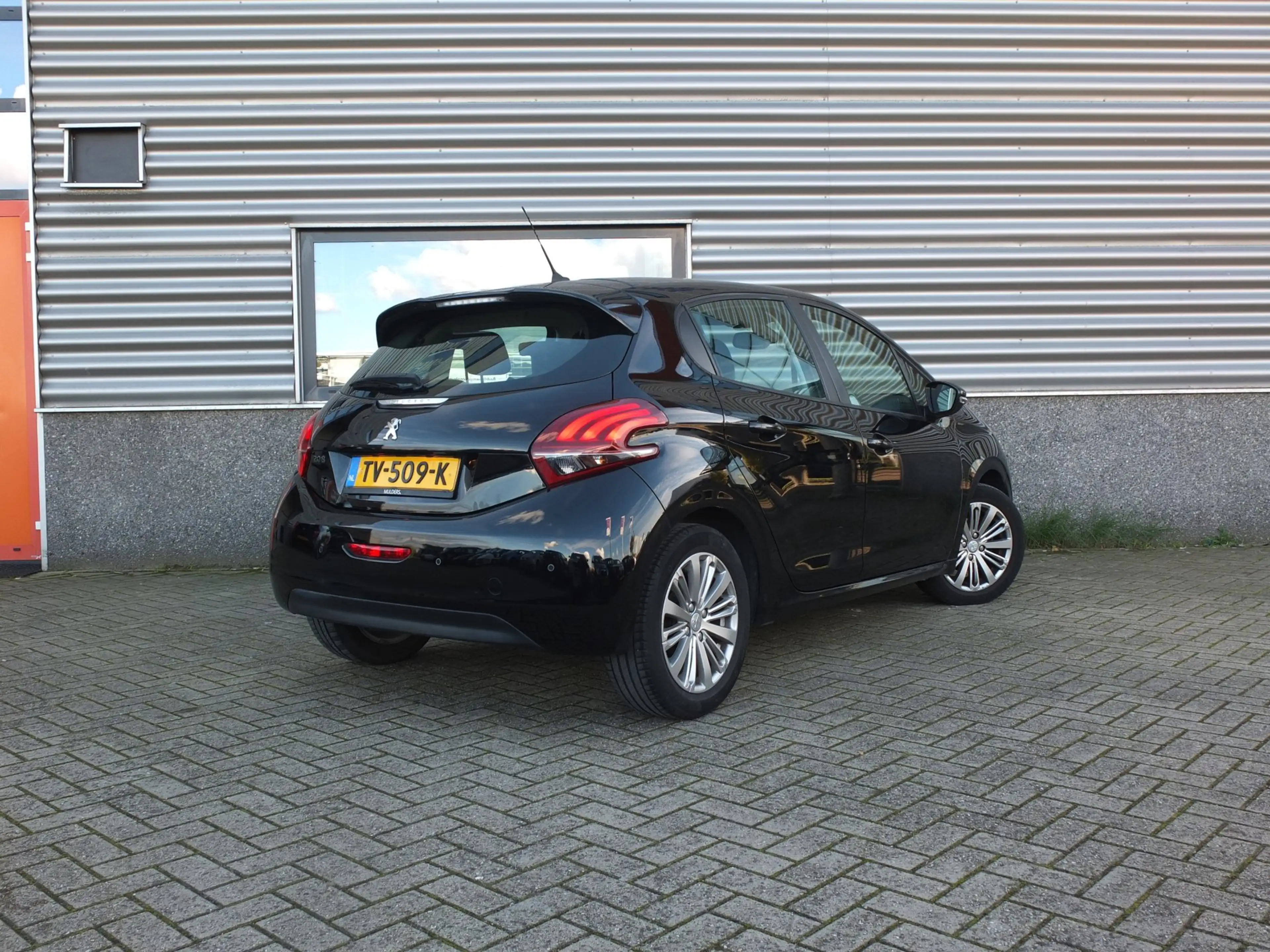 Peugeot 208 1.2 Signature | Navigatie | Cruise | Airco — photo 2