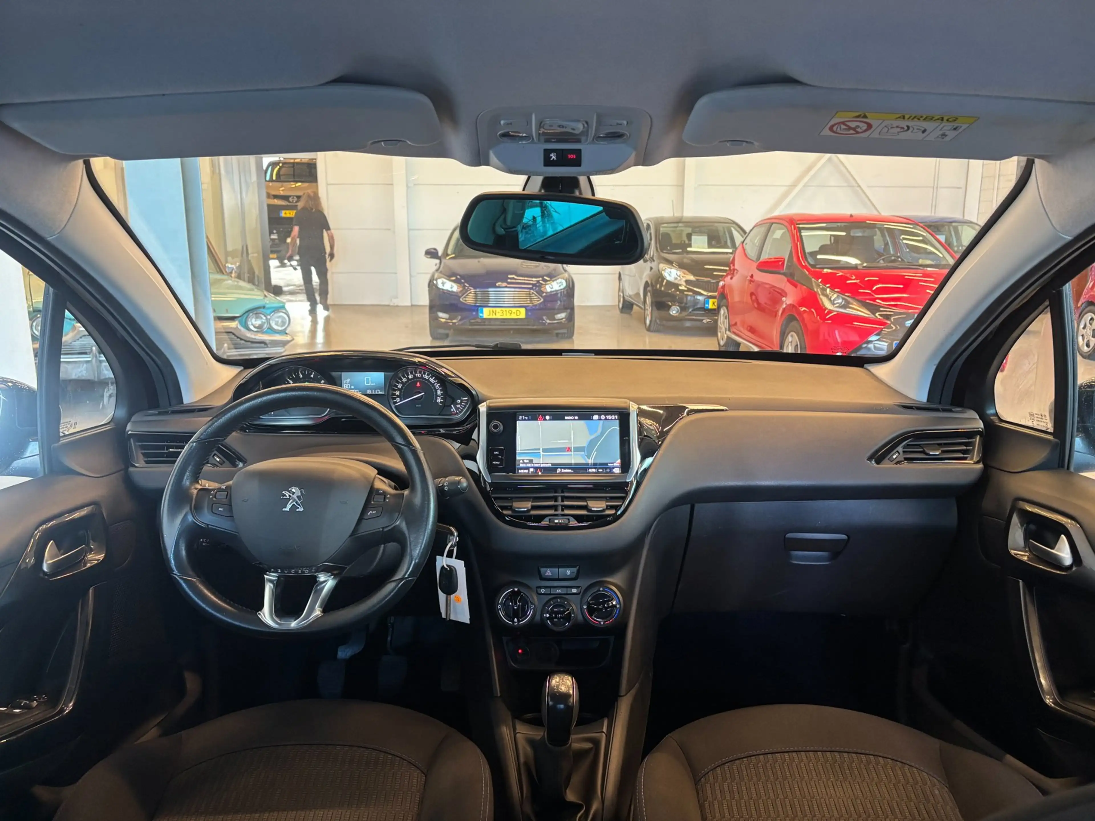 Peugeot 208 1.2 Signature | Navigatie | Cruise | Airco — photo 3