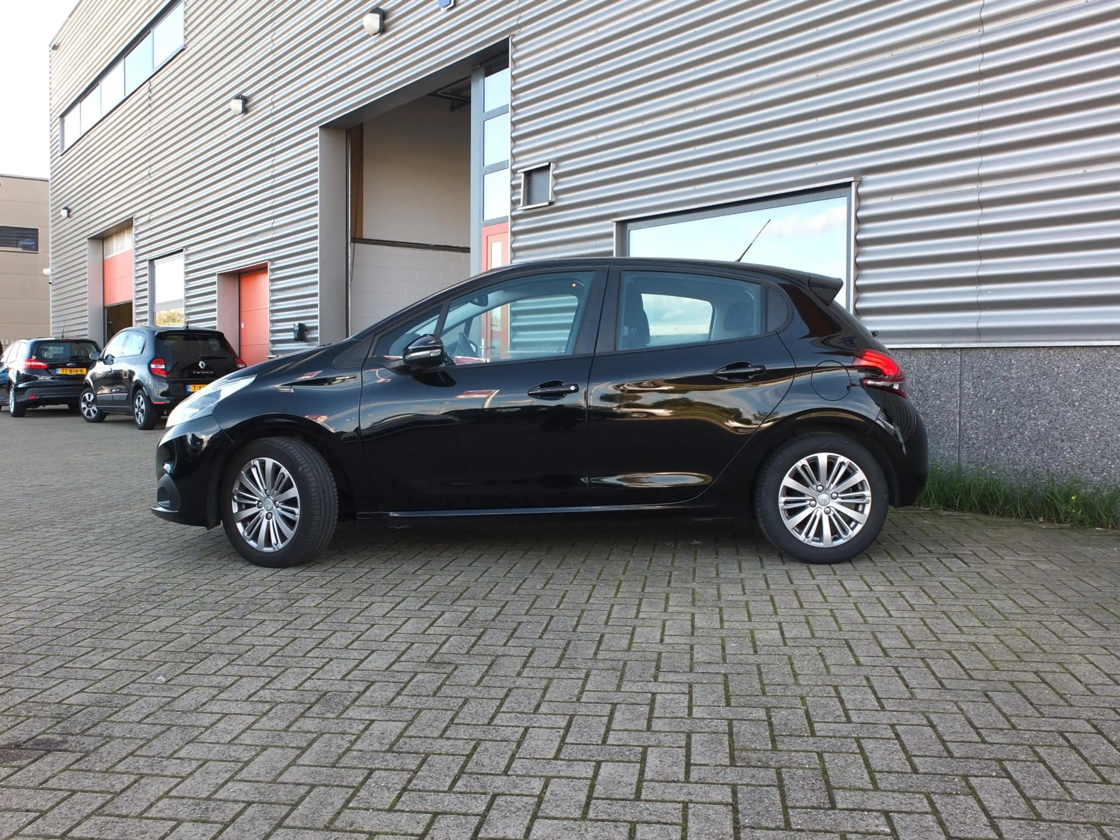 Peugeot 208 1.2 Signature | Navigatie | Cruise | Airco — photo 9