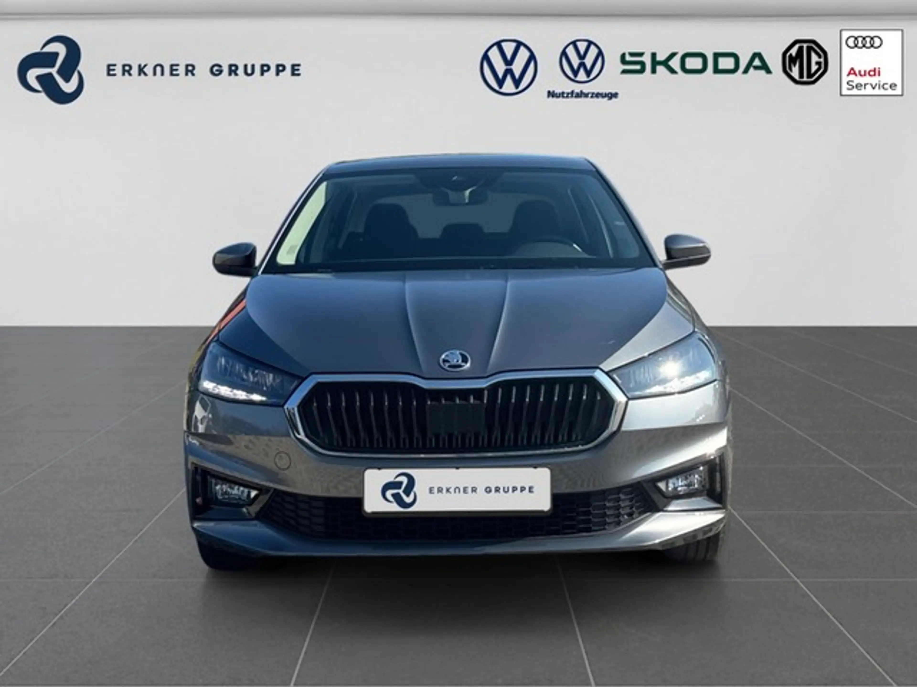 Skoda Fabia 1.0TSI Ambition+TEMPOMAT+LIGHT-ASSIST+DAB+MFL+++ — photo 8