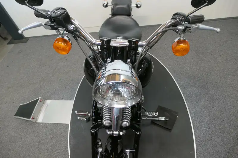 Harley-Davidson Bad Boy - foto 4