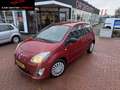 Renault Twingo 1.2-16V Collection airco Mp3 zeer netjes Rood - thumbnail 1