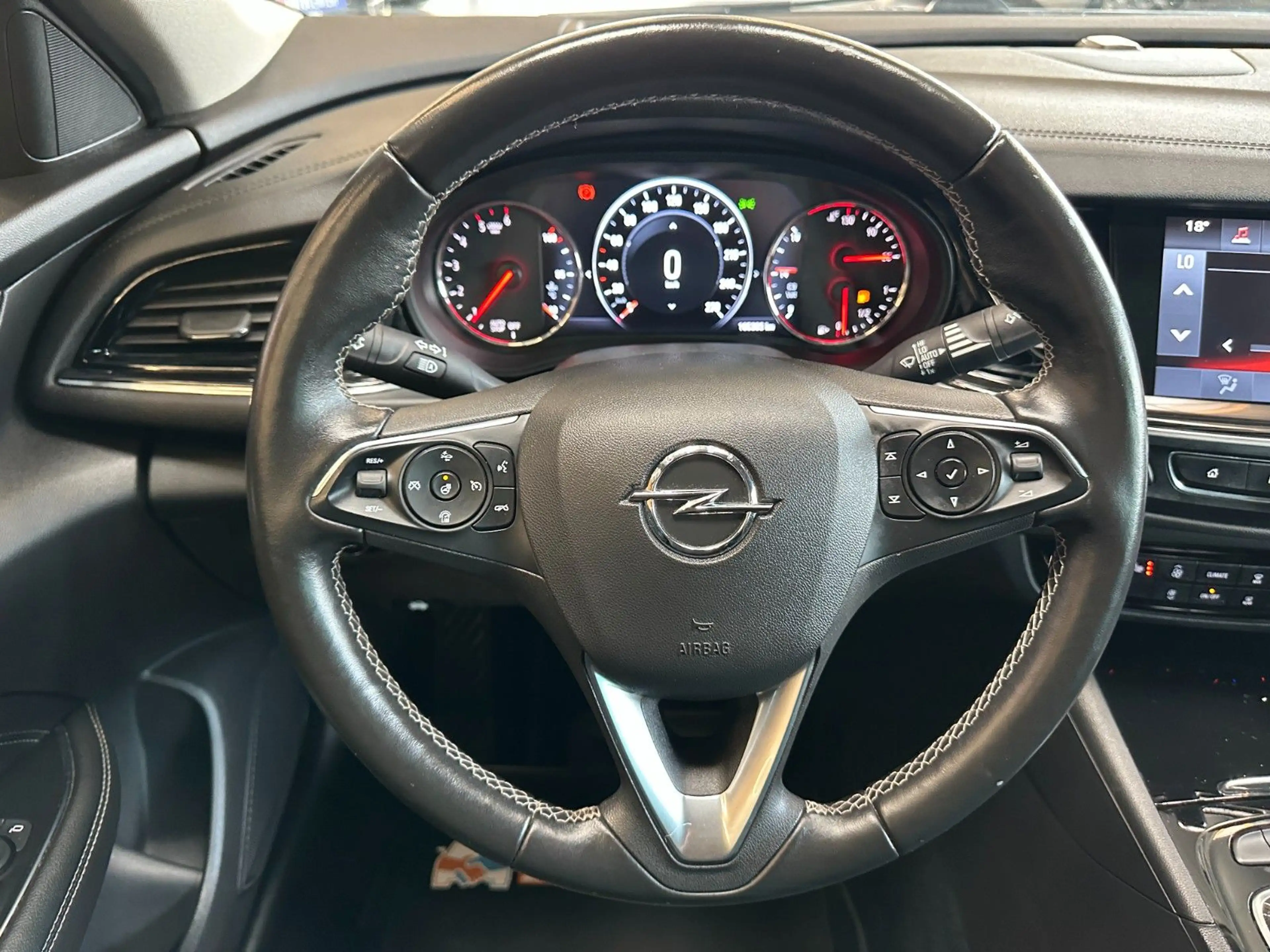Opel Insignia B*LKHZ*2-ZONEN*LED*CARPLAY*CAMERA* — photo 7