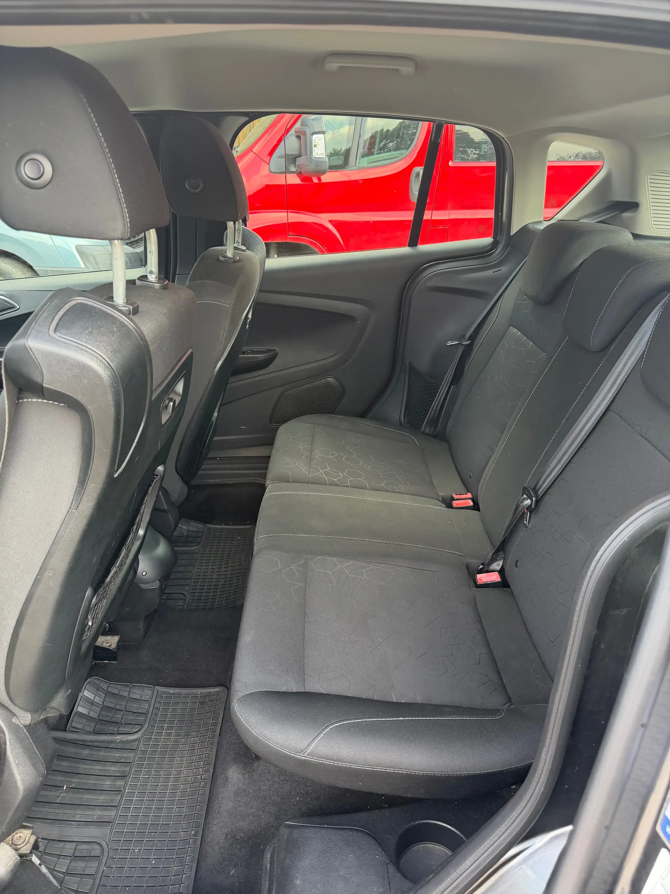 Ford B-Max B-Max 1.6i Ti-VCT Trend PowerShift — photo 7