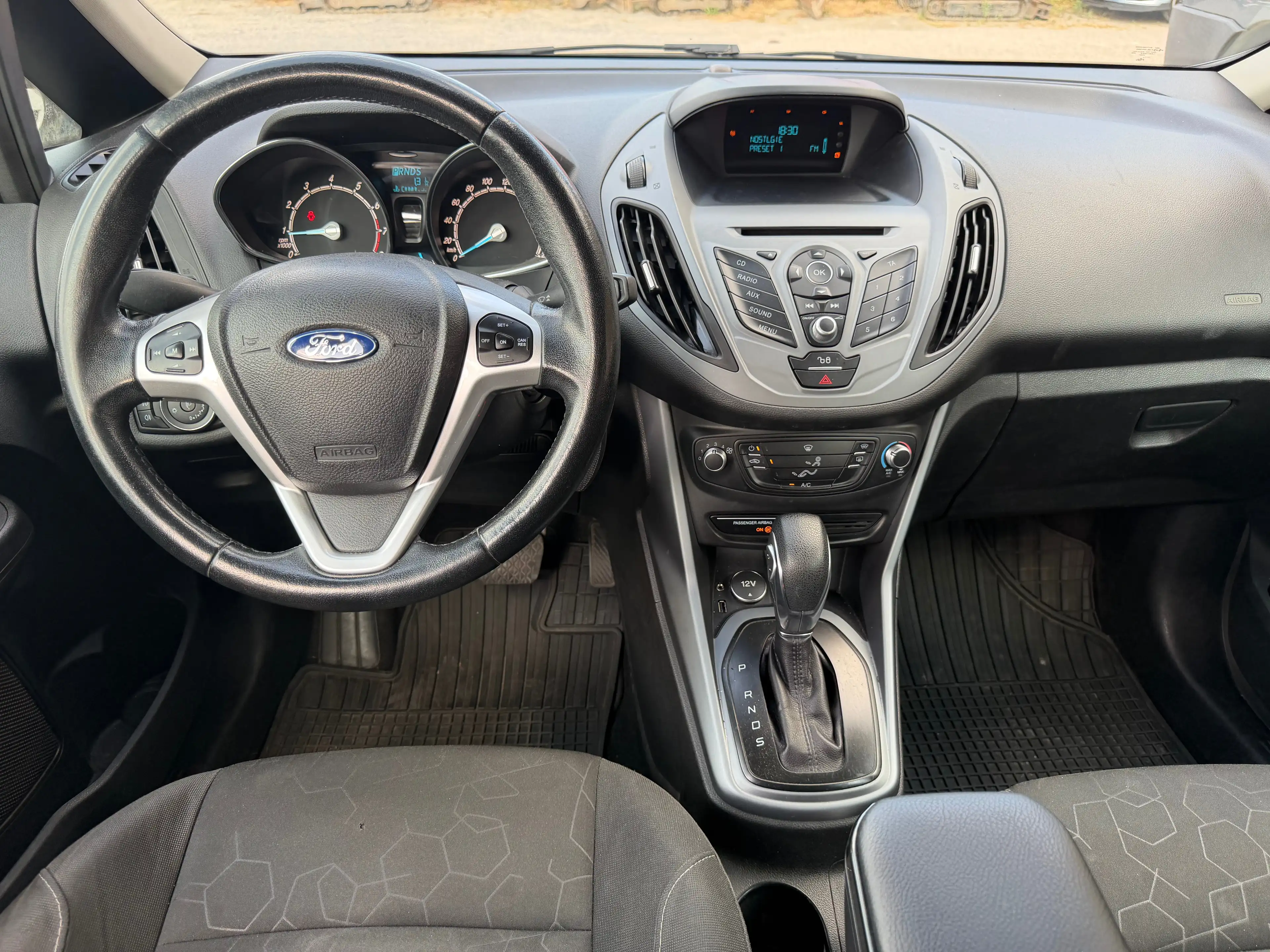 Ford B-Max B-Max 1.6i Ti-VCT Trend PowerShift — photo 12
