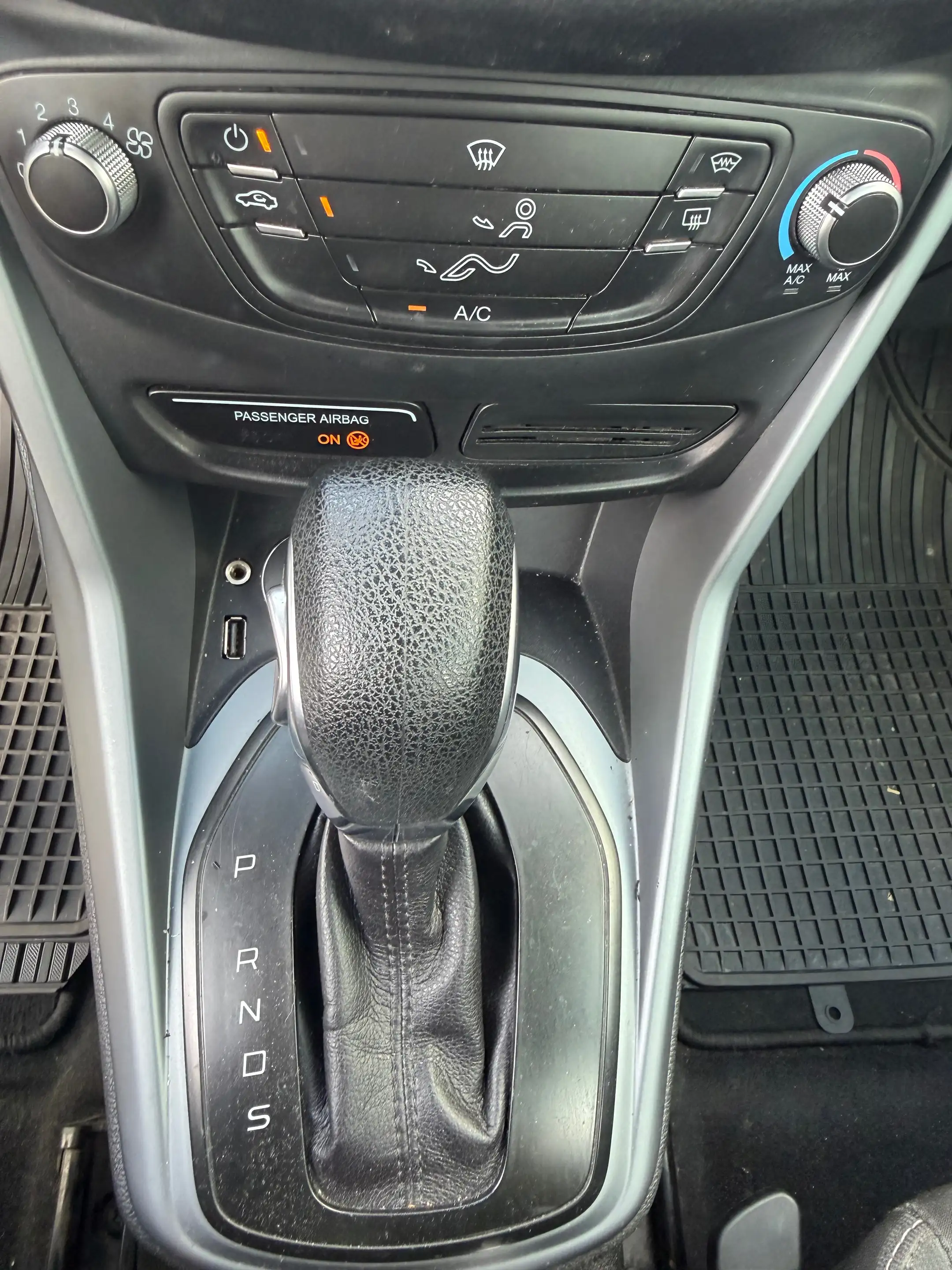 Ford B-Max B-Max 1.6i Ti-VCT Trend PowerShift — photo 13