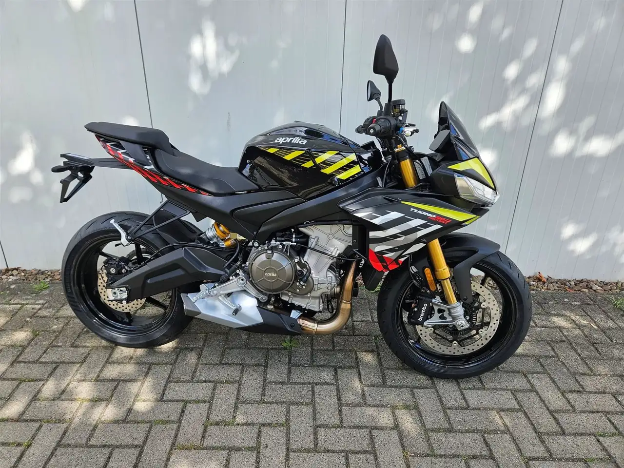 Aprilia Tuono