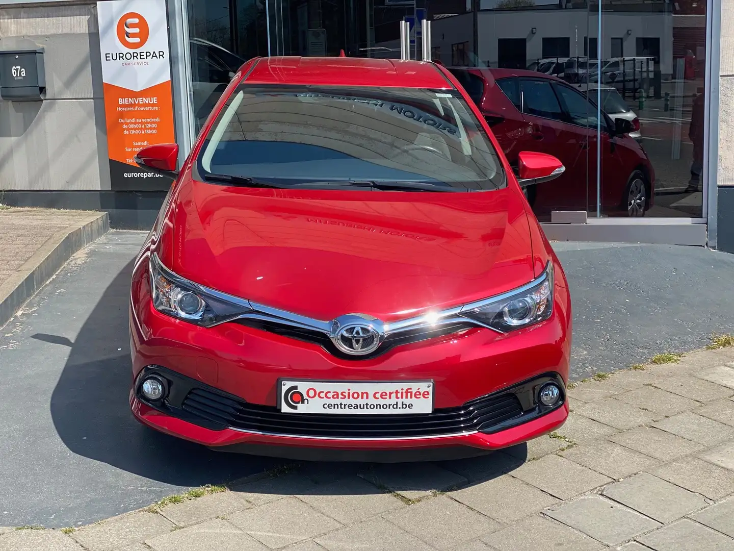 Toyota Auris 1.33i VVT-i Comfort Rot - 2