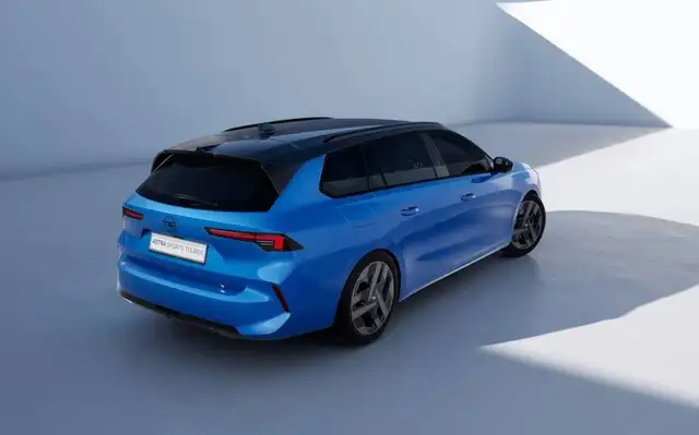 Opel Astra view 5