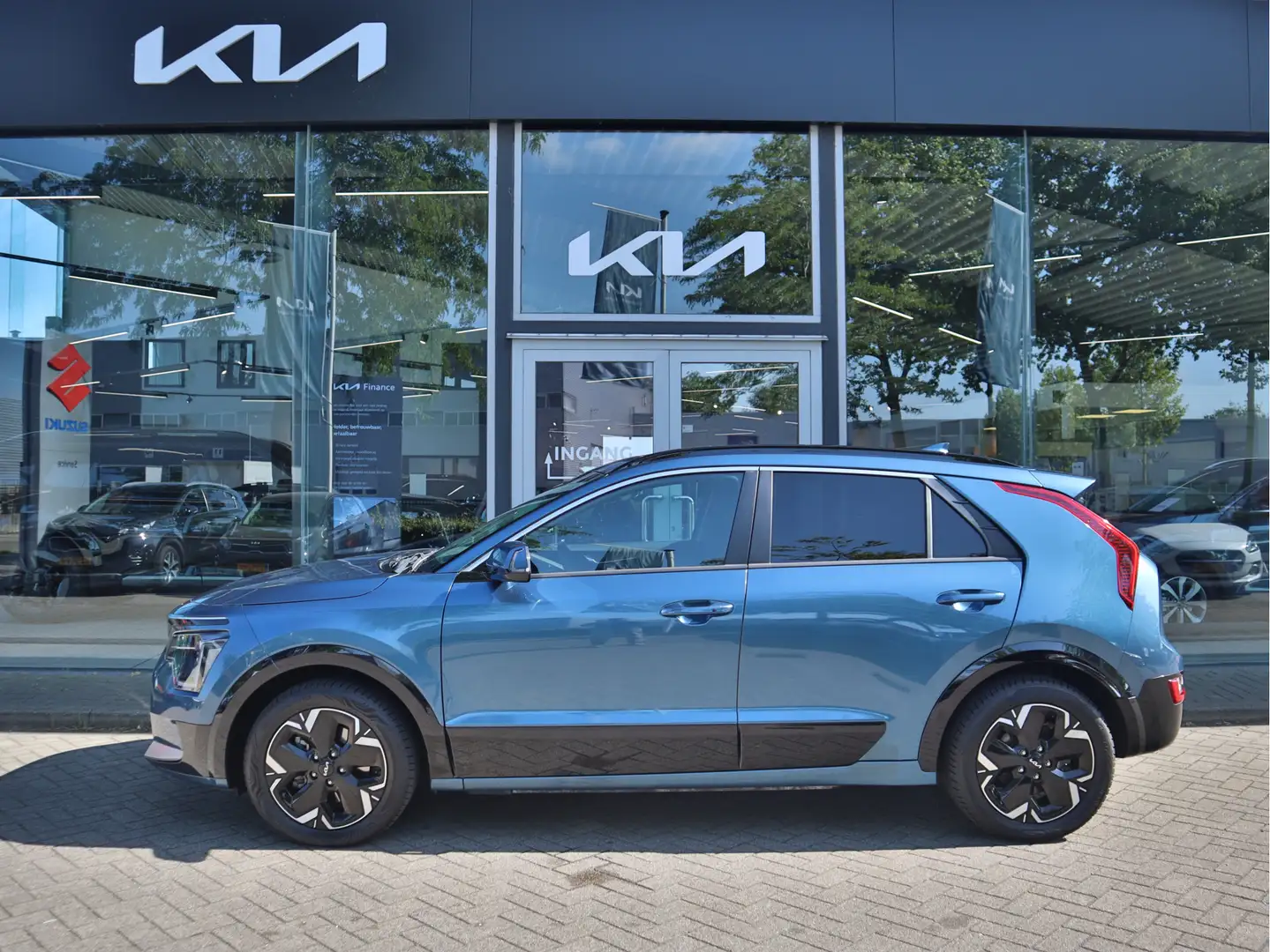Kia e-Niro EV DynamicPlusLine 64.8 kWh | Navigatie | Climate Modrá - 2