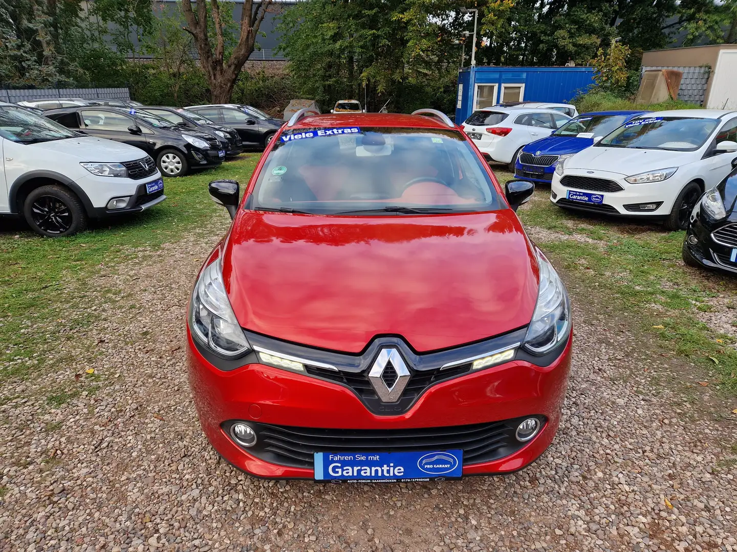 Renault Clio IV Grandtour Klimatro 81Tkm Navi LED Alu 2H Rouge - 2