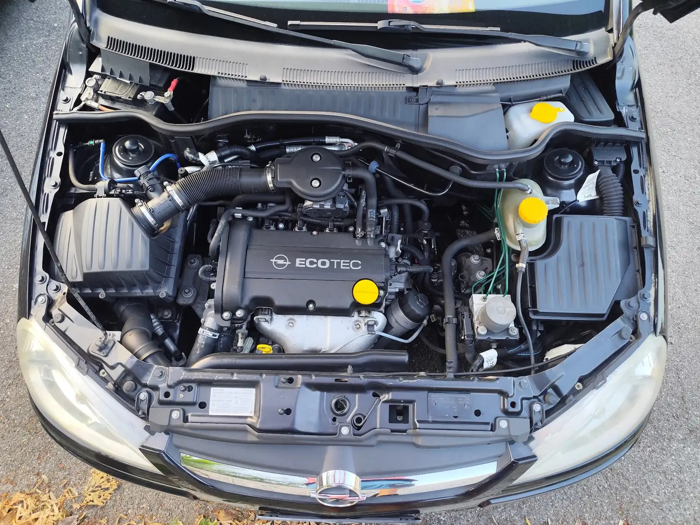 Opel Corsa 3p 1.2 Sport - 2