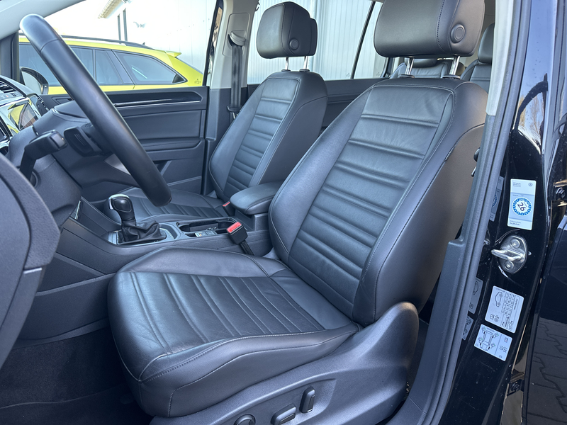 Volkswagen Touran 2.0 TDI DSG CL NAV+LED+V-COCKPIT+AHK+PP — photo 9