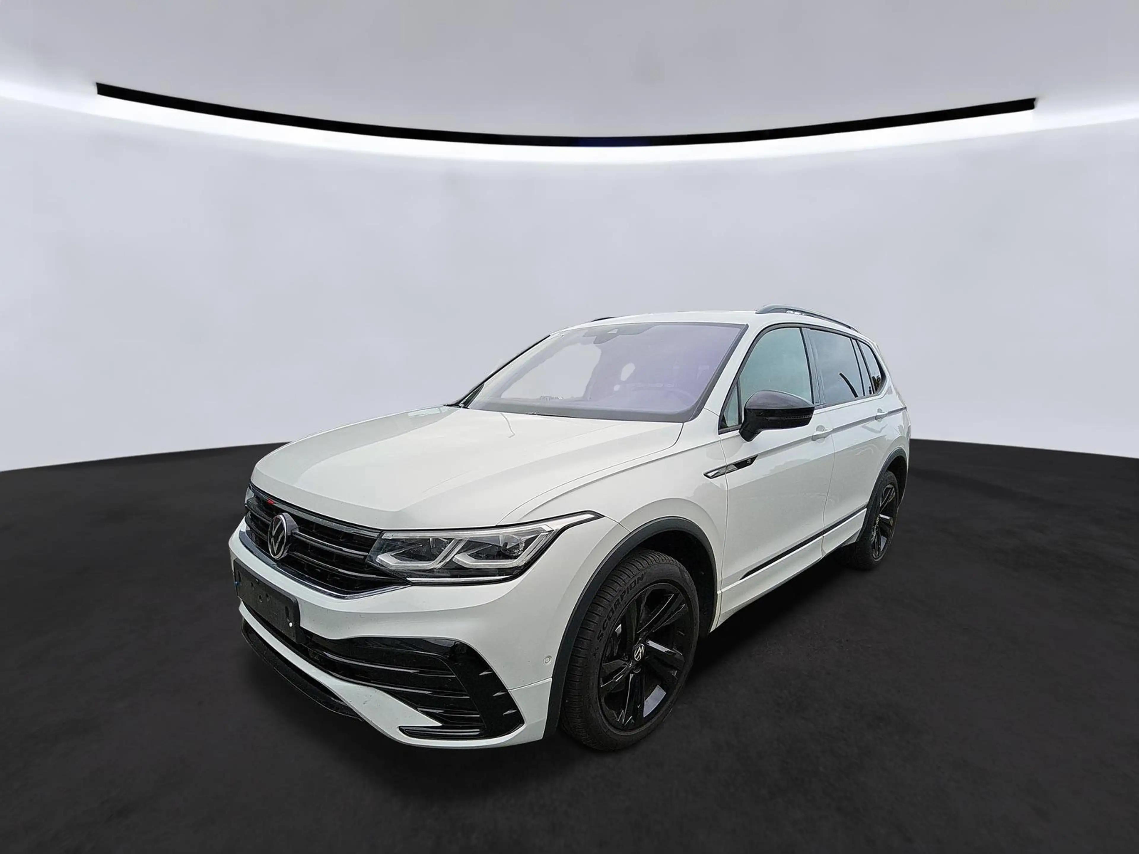 Volkswagen Tiguan Allspace R-Line 4MO*PANO*AHK*APP*360*HUD* — photo 2