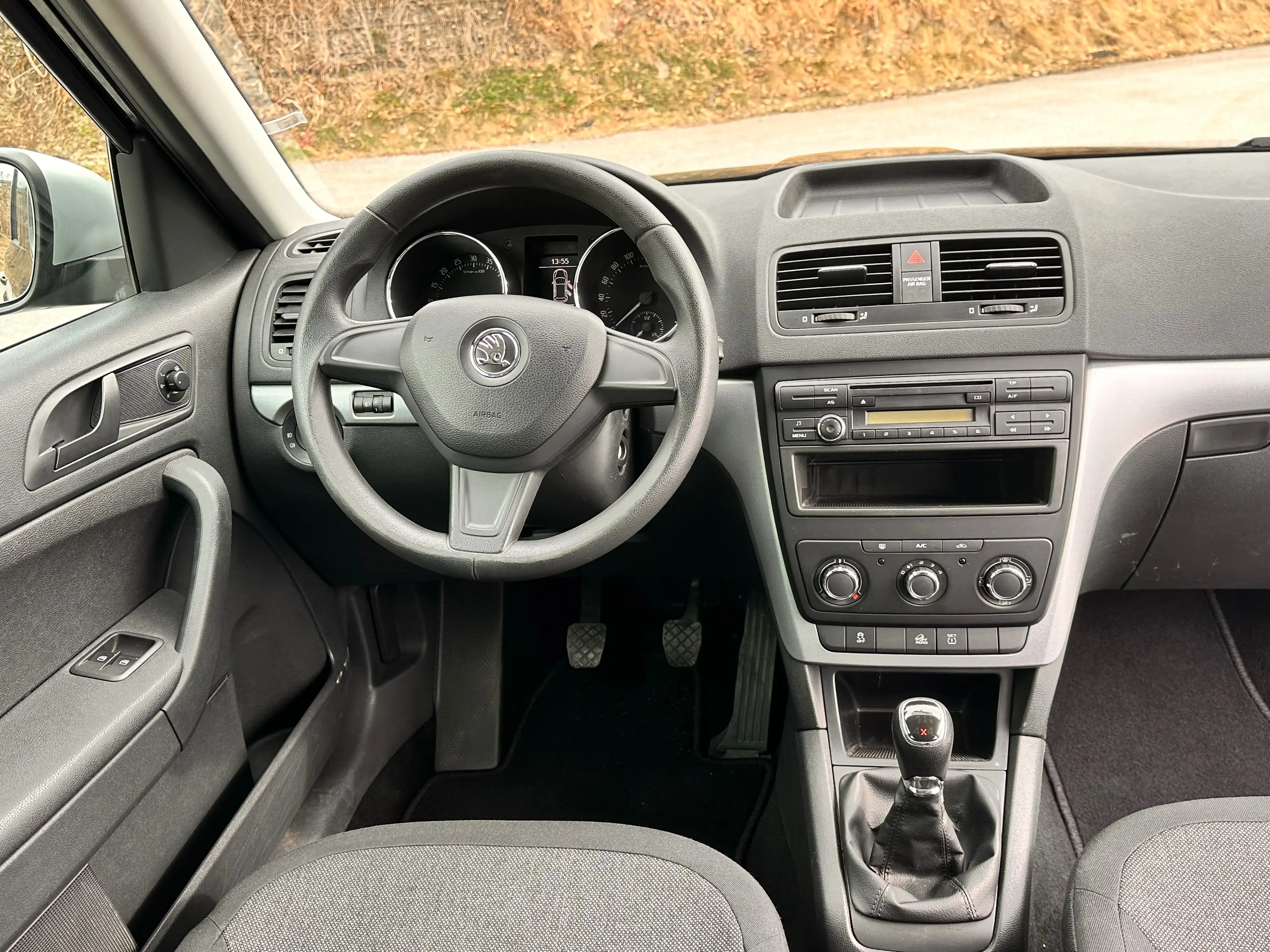 Skoda Yeti Active Outdoor 4x4 / Euro 5 / Klima / Allrad — photo 14