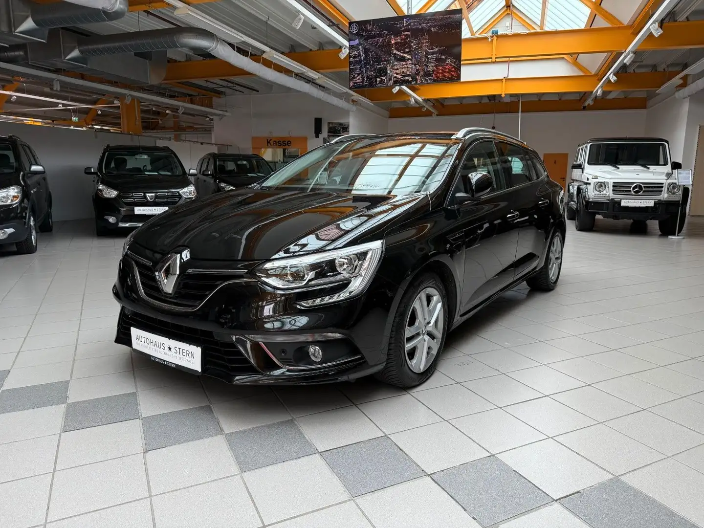 Renault Megane IV Kombi|Automatik|Navi|Klima|PDC|SHZ|BT Schwarz - 2