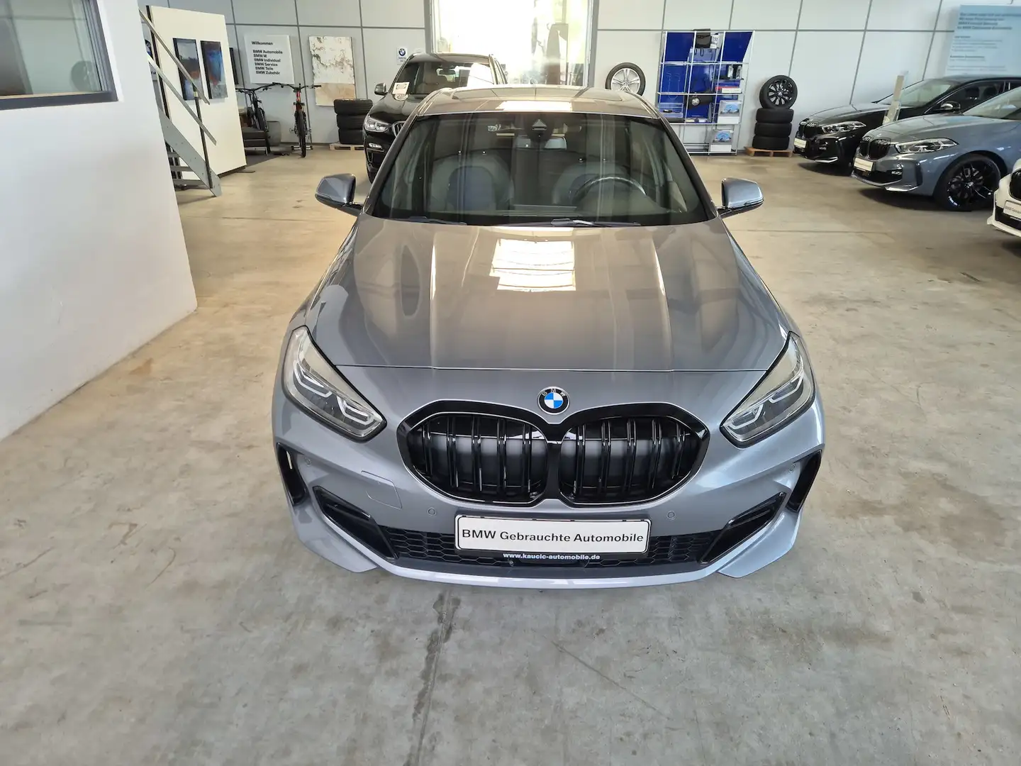 BMW 120 120i M Sport /NAVI/LED/PANO-SD/HIFI/RFK/19 Zoll Gris - 2