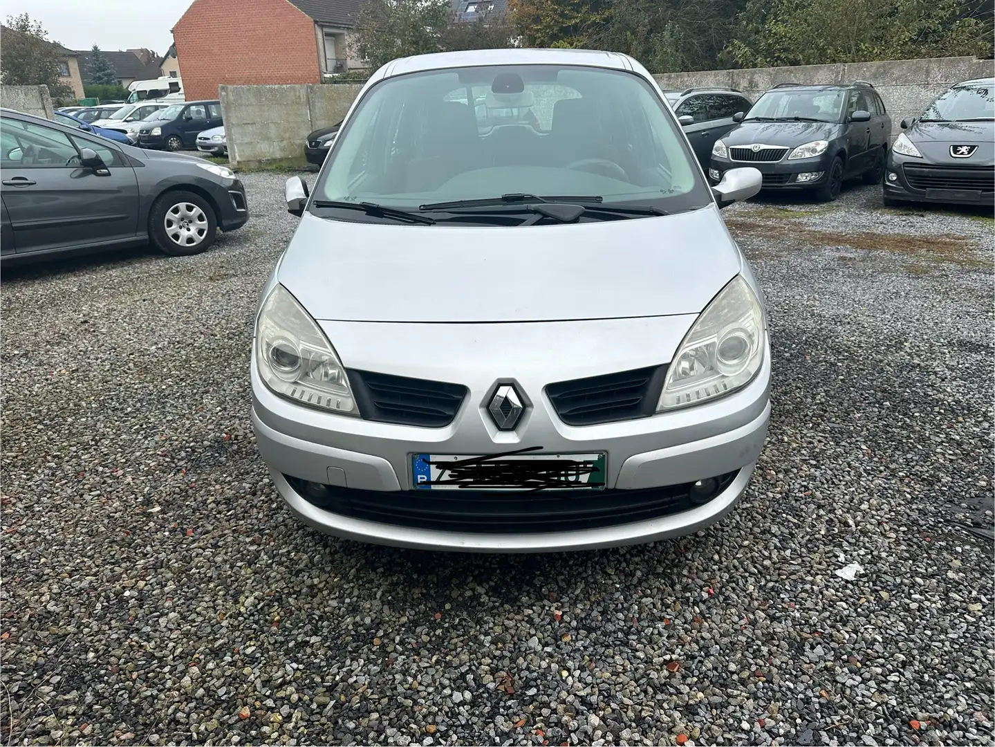 Renault Scenic 1.5 dCi Authentique - 1