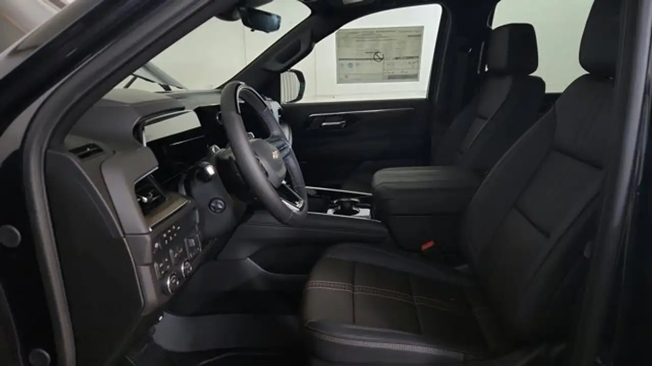 Chevrolet Tahoe снимка Chevrolet Tahoe