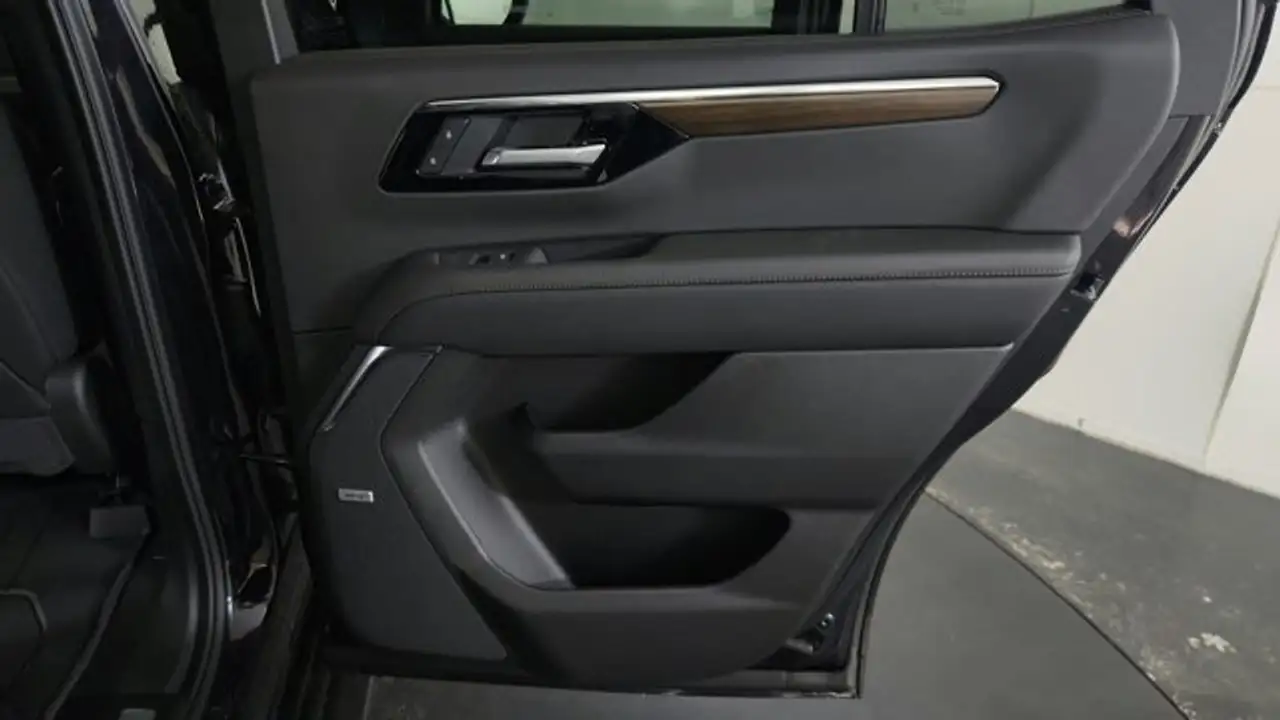Chevrolet Tahoe снимка Chevrolet Tahoe