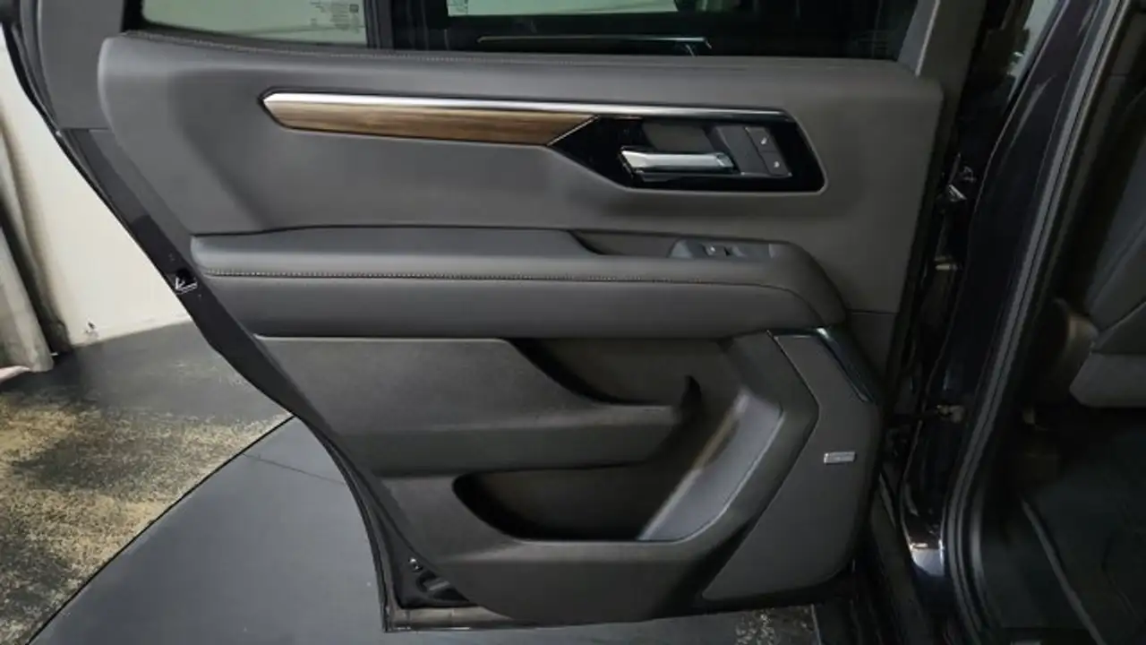 Chevrolet Tahoe снимка Chevrolet Tahoe